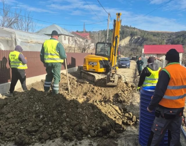 Primarul comunei Scorțoasa monitorizează finalizarea proiectelor de infrastructură în contextul investițiilor județene