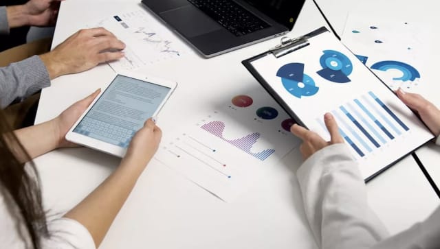 Avertisment pentru directorii financiari și HR: digitalizarea salariilor devine prioritară în Cluj