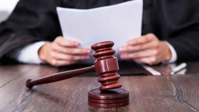 Judecători buzoieni protestează împotriva presiunilor PNL asupra justiției