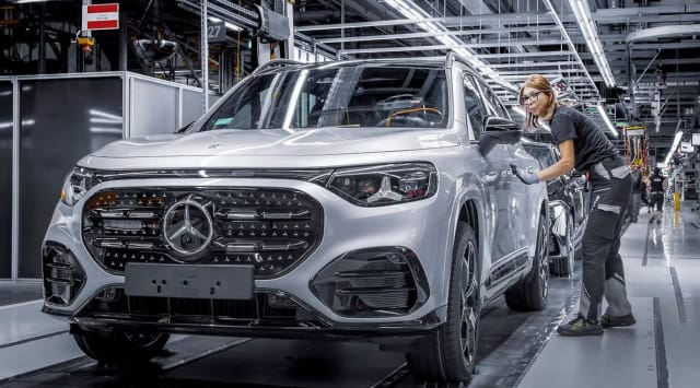 Mercedes-Benz a inaugurat cea mai mare fabrică din Europa în Ungaria și negociază condiții speciale