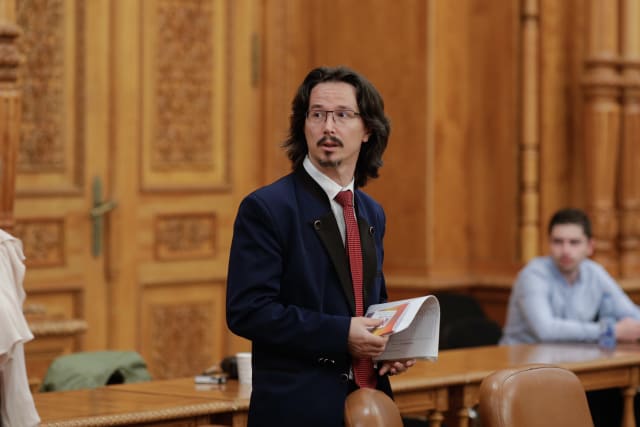 Cristi Dănileț critică decizia CCR despre mandatul lui Fritz, numind-o insecuritate juridică majoră