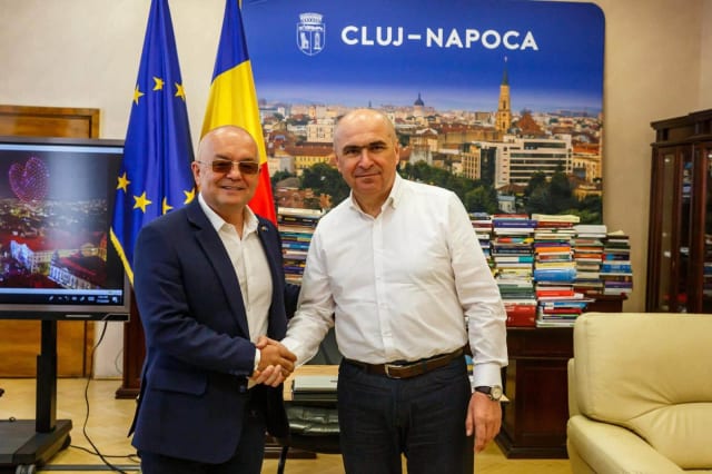 Emil Boc s-a întâlnit cu premierul Ilie Bolojan pentru proiecte PNRR și priorități administrative