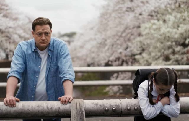 Filmul din week-end: Familia de închiriat, o comedie subtilă cu Brendan Fraser