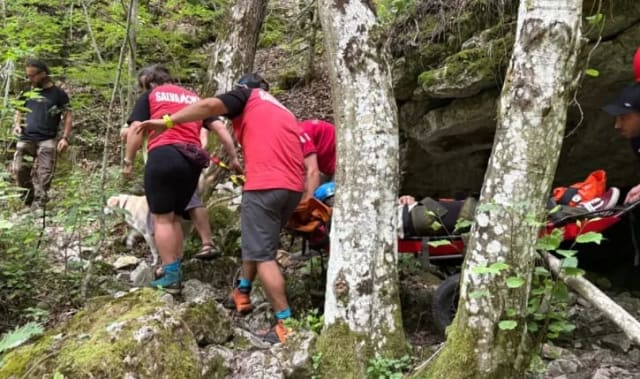 Salvare record pe munte: 16 persoane au fost salvate într-o zi, șase au ajuns la spital