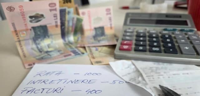 Românii reduc cheltuielile și anticipează creșteri de prețuri, arată sondajul IRSOP