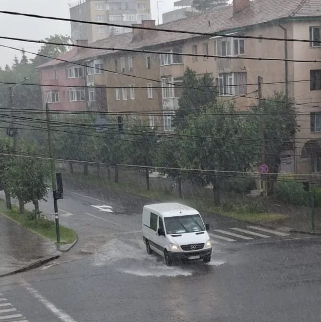 ANM extinde avertizarea meteo de vreme severă pentru județul Bacău, inclusiv Onești și Moinești