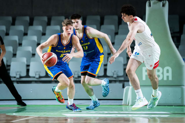 România a fost eliminată în optimile Euro după înfrângere cu Spania