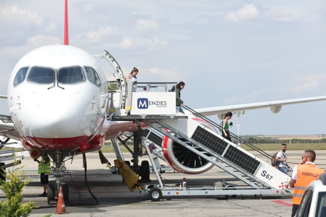Pasionații de călătorii pot zbura, de acum, la Rotterdam și Copenhaga de pe Aeroportul din Timișoara