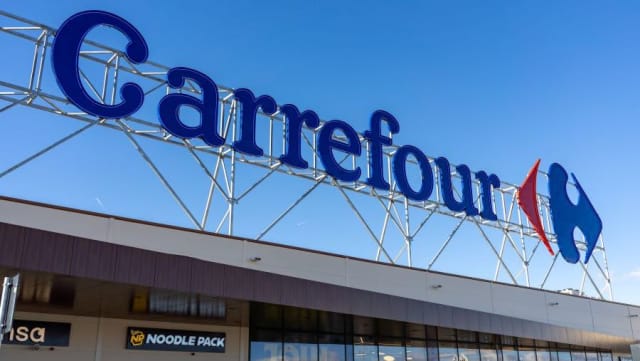 Carrefour România a lansat serviciu gratuit de asistență la cumpărături pentru clienți cu dizabilități