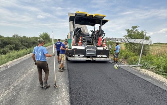 Lucrări de reabilitare pe DN 59B între Deta și Cruceni avansează în această vară