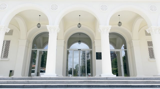 Cât plătesc românii pentru două nopți la hotelul lui Gică Hagi din Mamaia în sezonul de vârf