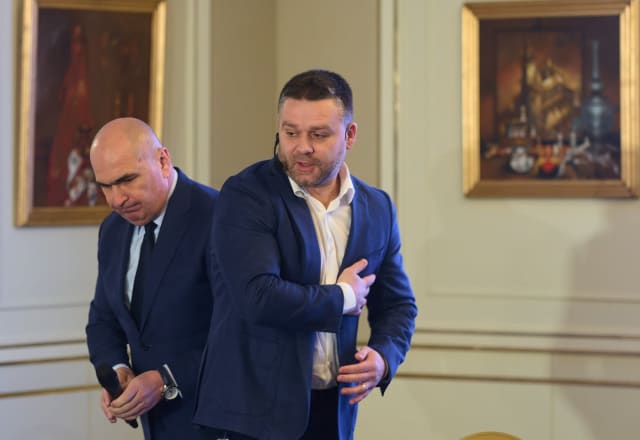 Ciprian Ciucu afirmă că PNL a aflat despre nominalizarea lui Veștea după demnitari din țări vecine la Singapore