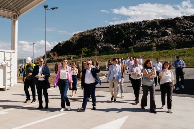 Clujul a inaugurat primul Centru Mare de Colectare prin Aport Voluntar din România