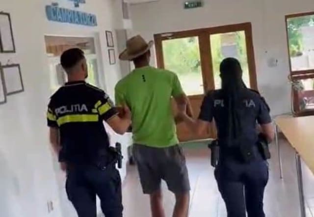 Bărbat din Cluj, arestat după ce a distribuit imagini intime și a agresat părinții