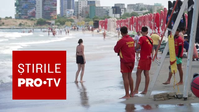 Vreme neobișnuită pe litoral: marea a fost închisă pentru înot, cea mai răcoroasă zi din ultimii ani