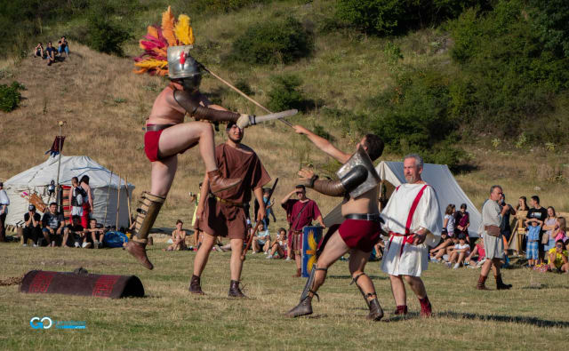 Dac Fest transformă Măgura Uroiului într-un muzeu viu al civilizației dacice și romane