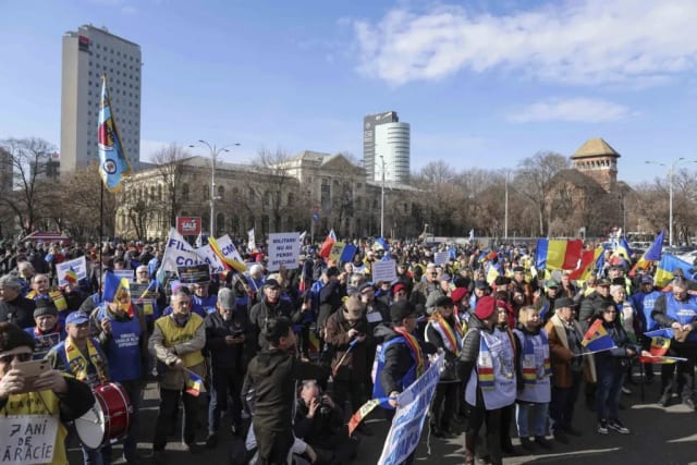 Sindicatele solicită oprirea proiectului Legii salarizării și reluarea reformei de la zero