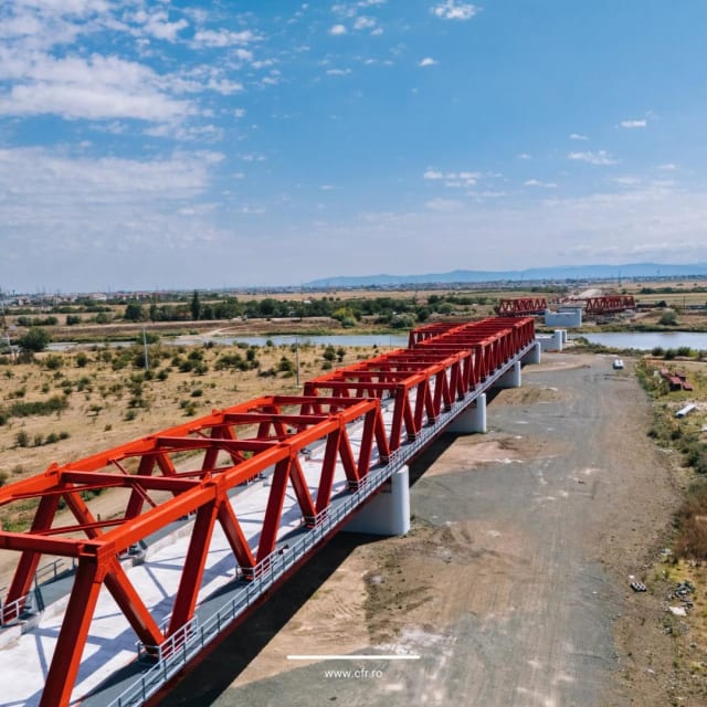 De la 13 la 77 la sută: Progres diferit în modernizarea căii ferate dintre Caransebeș și Arad