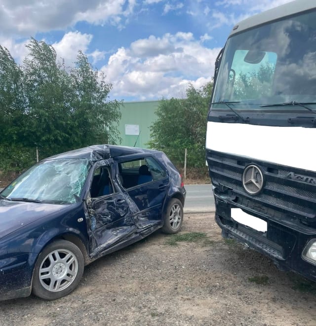 Accident rutier în Tulcea între betonieră și autoturism, fără victime