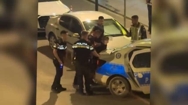 Reținere în forță la Constanța: Un bărbat urmărit și încătușat de polițiști la intersecția străzilor Răscoalei 1907 și Cuza Vodă