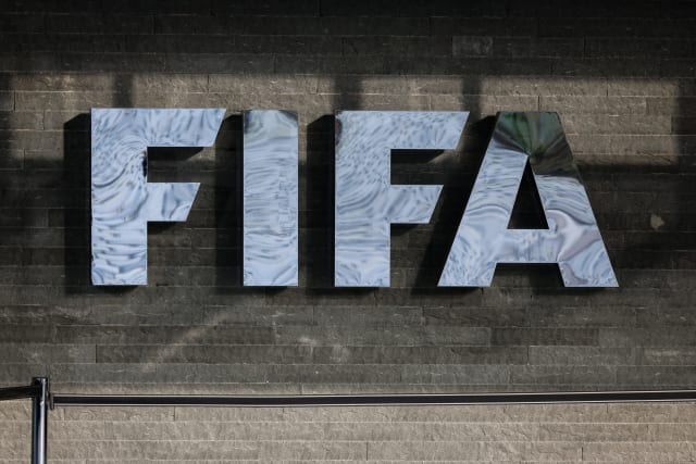 UEFA a amenințat cu boicotarea Campionatului Mondial dacă FIFA nu retrage planul controversat