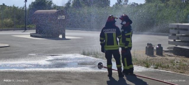 Pompierii români au început misiunea în Grecia pentru combaterea incendiilor