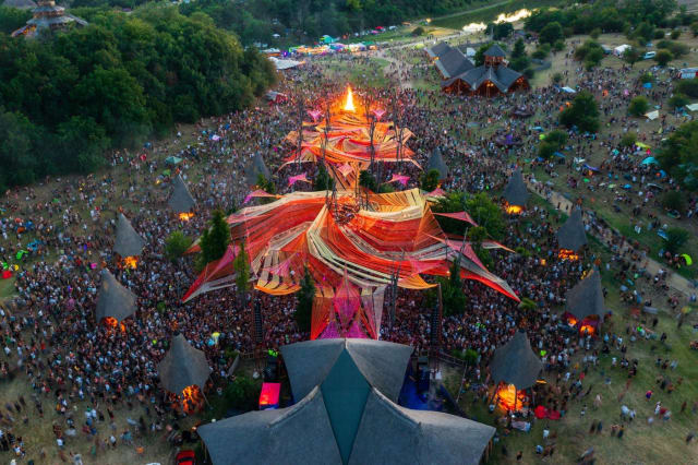 Festivalul Ozora din Ungaria, oprit după ce doi oameni s-au stins din viață în timpul evenimentului