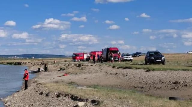 Pompierii din Bacău caută o persoană dispărută în râul Siret, intervenție în desfășurare