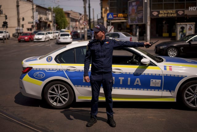 Curtea de Apel București a suspendat mecanismul Guvernului pentru suspendarea permiselor neplătite