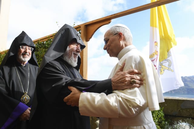 Patriarhul Armeniei va fi judecat într-un proces fără precedent în țară
