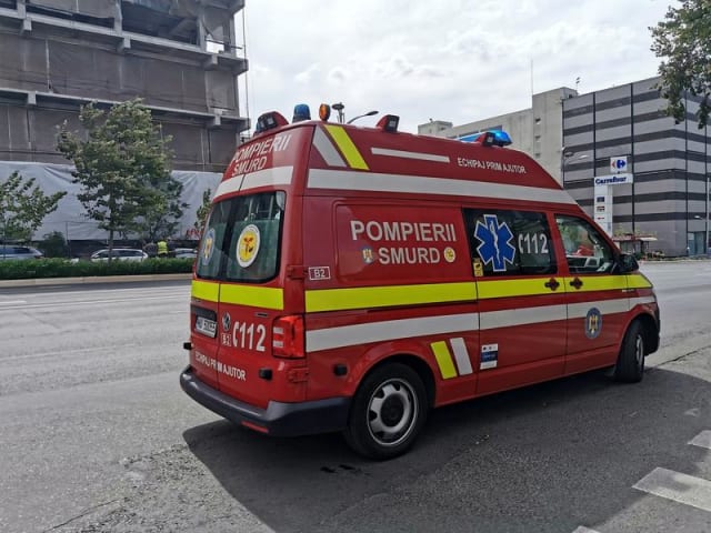 Trei persoane au ajuns la spital după o scăpare de gaze în Bragadiru, două fiind resuscitate