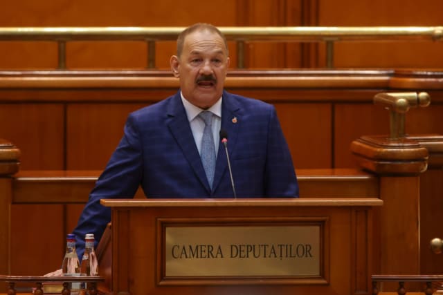 Dorin Popa, singurul deputat PSD care a semnat pentru suspendarea lui Nicușor Dan, susținut de AUR