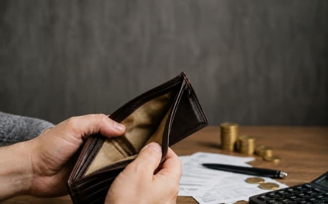 Ministrul interimar al Finanțelor, Alexandru Nazare, prezintă estimările economice pentru 2026 și 2027