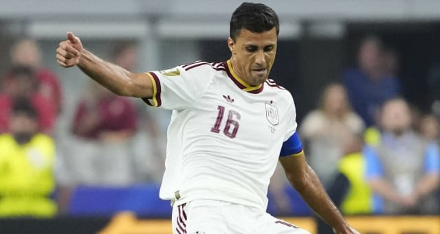Transferul lui Rodri la Barcelona produce victime și schimbări în lot
