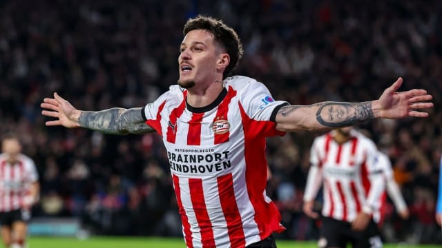 Dennis Man a evoluat doar 21 de minute în remiza PSV cu Fortuna Sittard