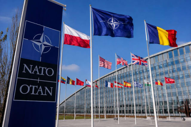 NATO organizează reuniune după încălcări ale spațiului aerian al României și Poloniei, acuzând Rusia