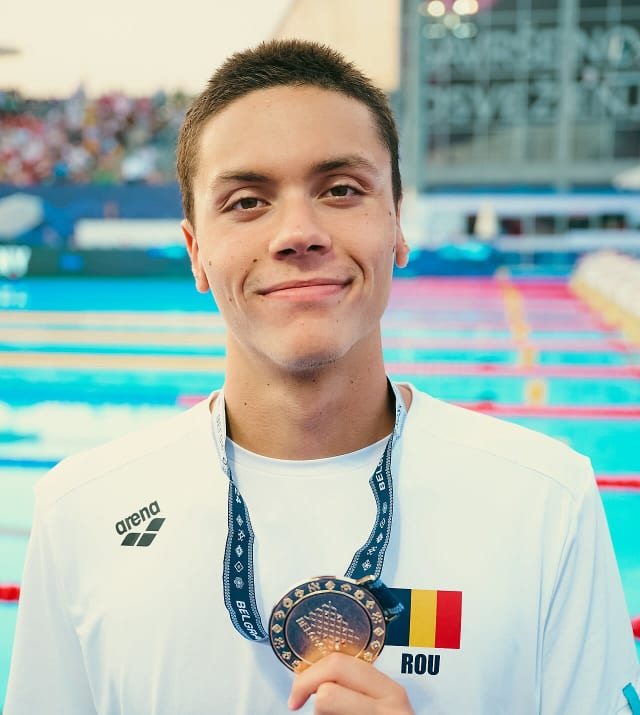 David Popovici a câștigat proba de 200 m liber la Campionatul European din Paris