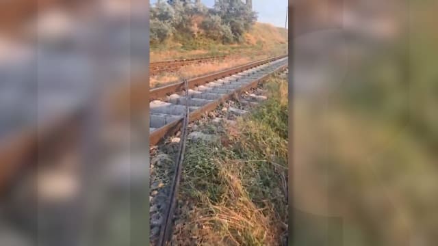 Un nou incident grav pe ruta Constanța-Mangalia: obstacole intenționate pe șine