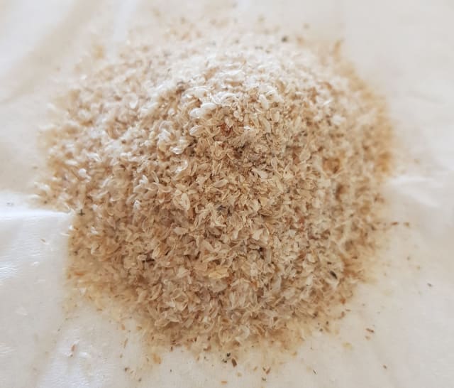 Psyllium în semințe și capsule, supliment natural pentru sănătate
