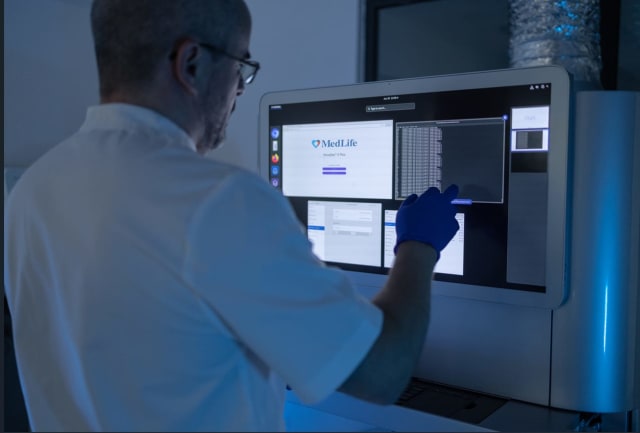 MedLife a lansat primul test de microbiom intestinal realizat integral în România