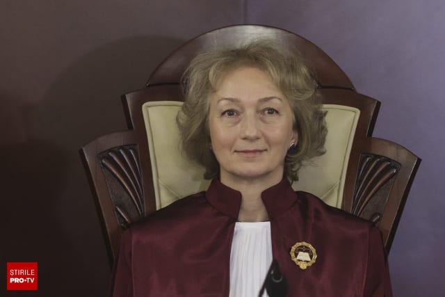 Simina Tănăsescu reacționează după întâlnirea cu Ilie Bolojan și despre posibila demisie de la CCR