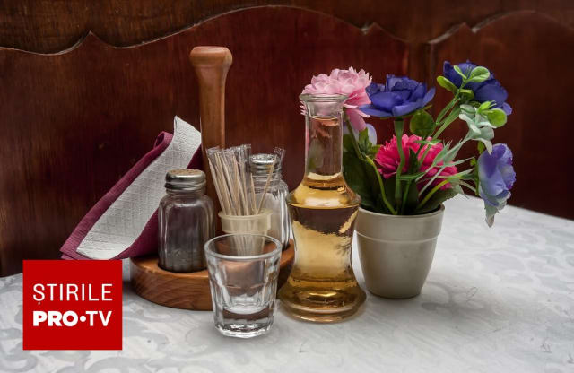 Secretele producției artizanale de Tsipouro, băutura grecească rară din supermarketuri