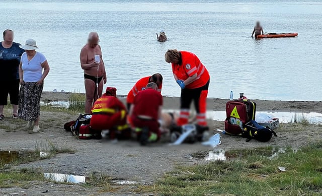 O femeie a fost scoasă inconștientă din lacul Techirghiol la Eforie Nord