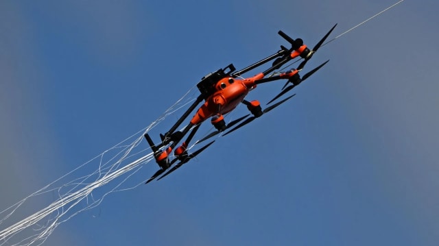 Războiul afectează sezonul estival la Marea Neagră: drone, alerte și cozile la benzinării
