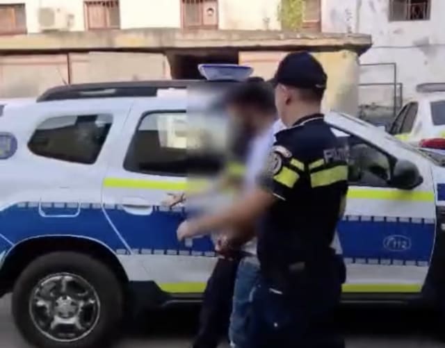 Un bărbat din Recea-Cristur a fost arestat preventiv după atacul asupra ambulanței
