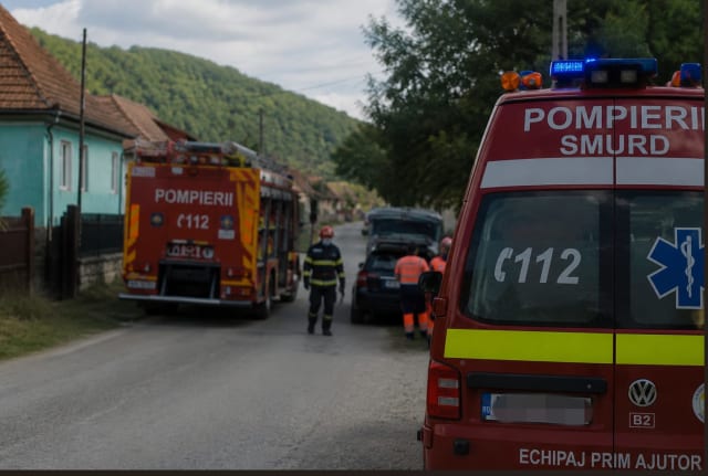 O persoană a amenințat că își ia viața în Coplean, Cluj, intervenție de urgență