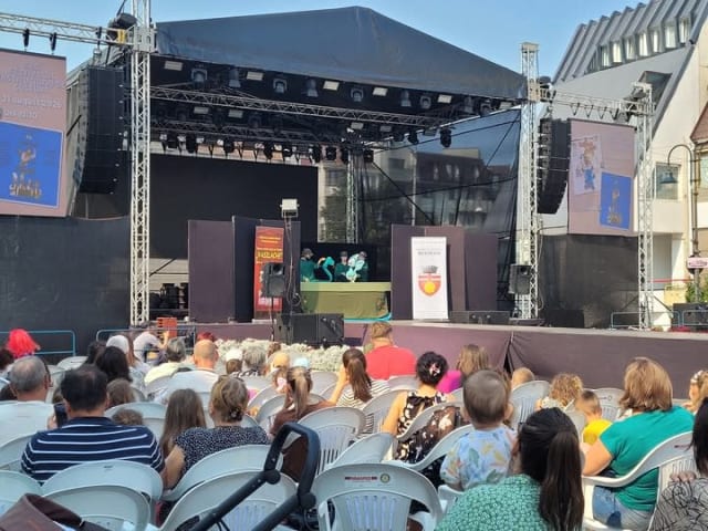 Festivalul Instituțiilor de Cultură din Botoșani s-a încheiat: Micii spectatori au savurat două spectacole