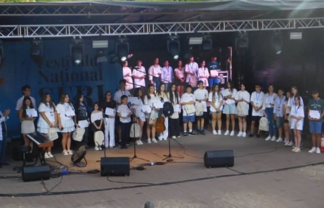 Festivalul-concurs „Seri Eminesciene” a desemnat câștigătorii: Trofeul a ajuns la Dorohoi