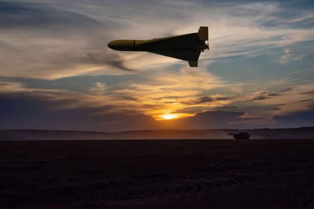 Dronă identificată în Marea Neagră, la Costinești. Scafandri militari au intervenit