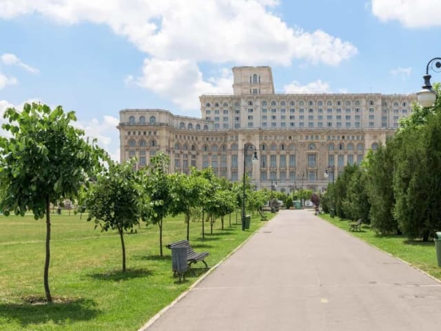 Parcul Izvor din București ar putea primi numele legendarei Nadia Comăneci